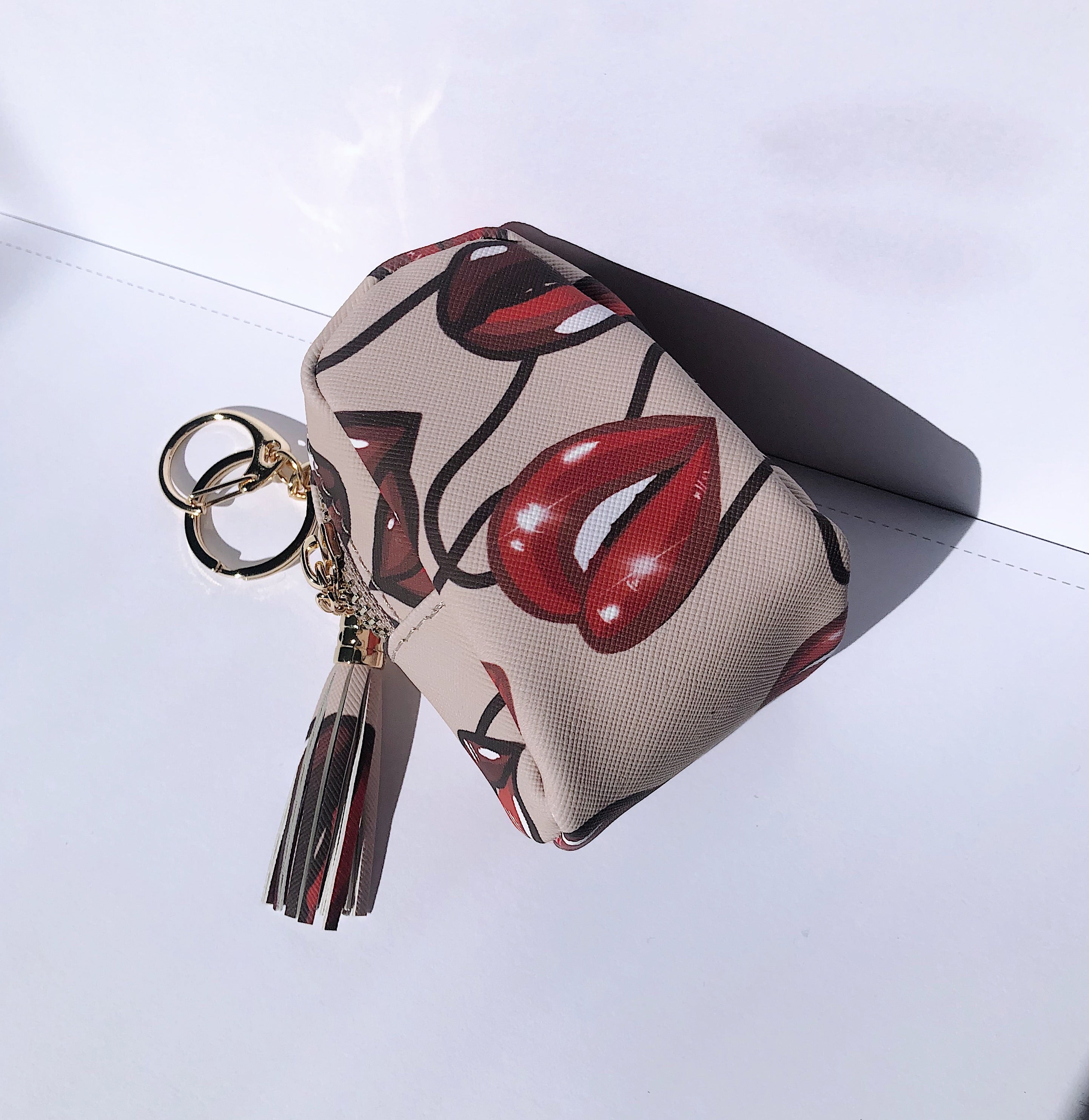 1pc Black & White Contrast Color Pu Leather Lipstick Case With Rhinestone  Decoration, Multi-functional Pouch For Coins, Earphones And Lipstick. It  Can Also Be Used As Keychain For Women